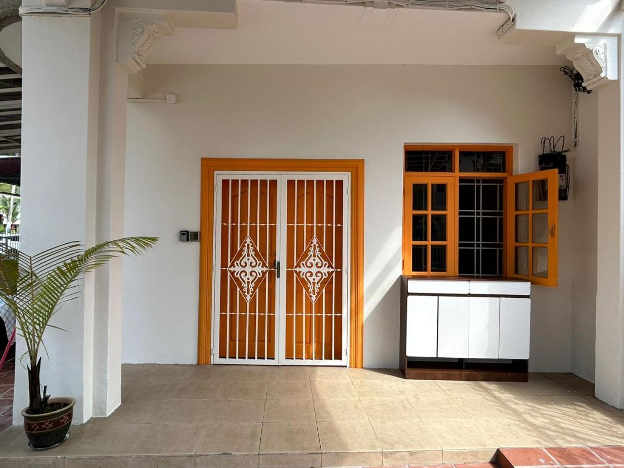 Myroom Georgetown, Off Jalan Burma, Gurney Drive Bagian luar foto